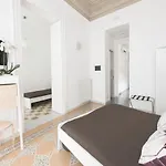 בית הארחה Dimora Centrowell 4*