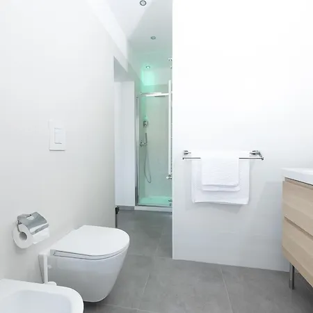 Dimora Centrowell Πανσιόν 4*